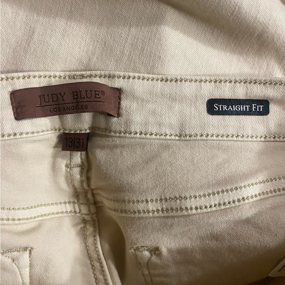 Judy Blue Women's Khaki Tan Straight Fit Jeans Frayed Ankle Bottom Sz 13/31 - Picture 7 of 7